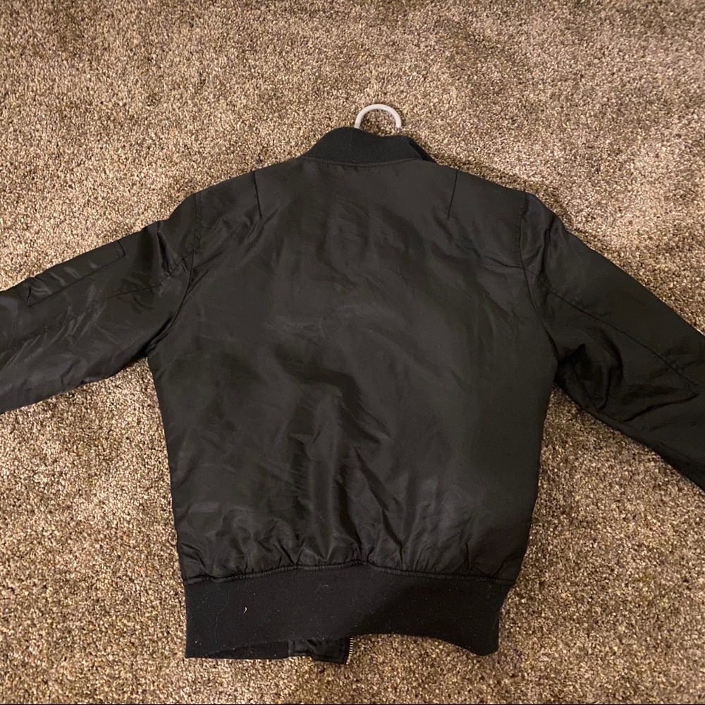 Jacket (S) - Picture 3 of 3